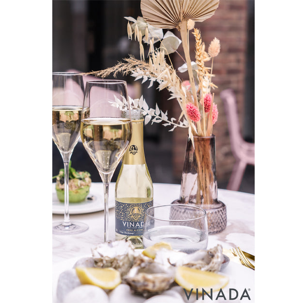 VINADA - Crispy Chardonnay and Sparkling Gold Variety Pack - Zero Alcohol Wine - 200 ml (12 Glass Bottles)