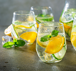 Spring Detox: Refreshing Drinks For a Healthy Glow-Up