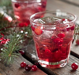 3 Holiday Drink Recipes Anyone Can Make and Enjoy