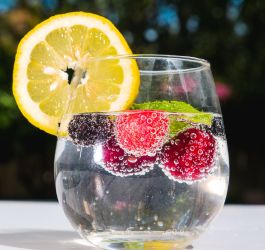 Sparkling Water Pairings For Food and Fun